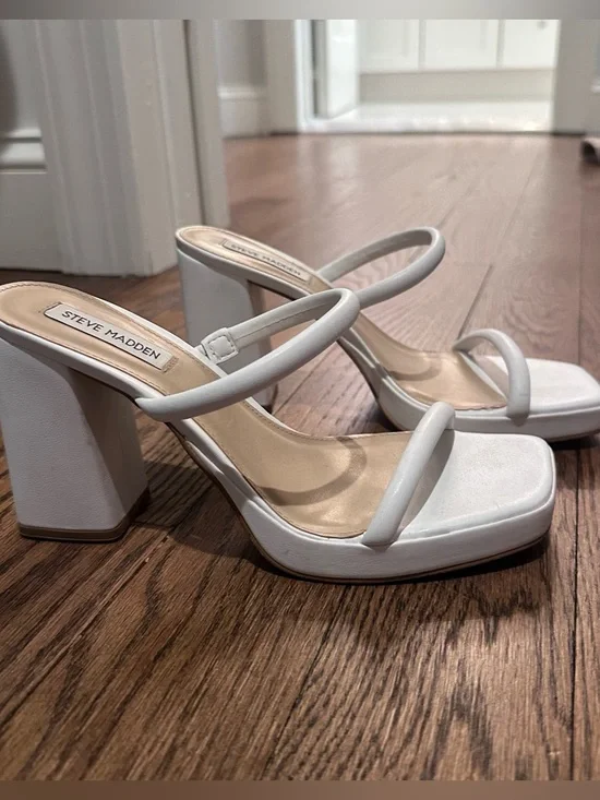 Steve Madden Polly Block Heel Sandals White - Picture 1 of 3